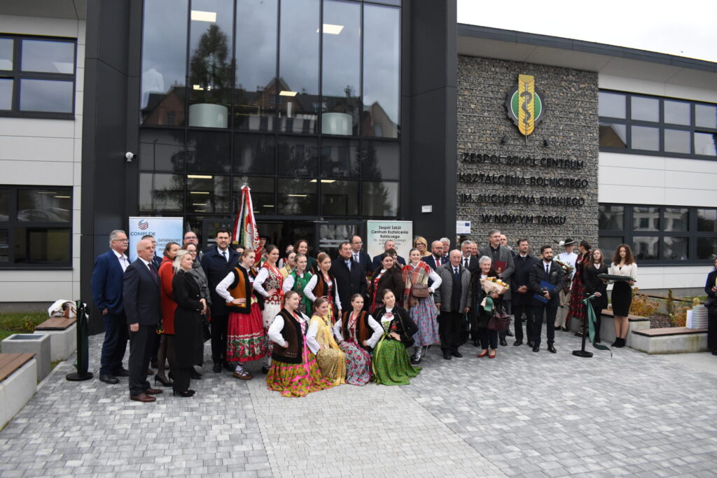 Jubileusz 90-lecia ZSCKR w Nowym Targu i otwarcie nowego budynku szkoły